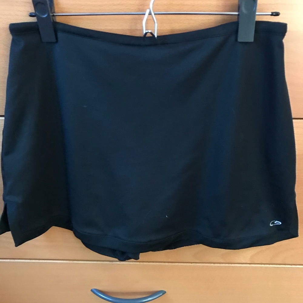 Skort